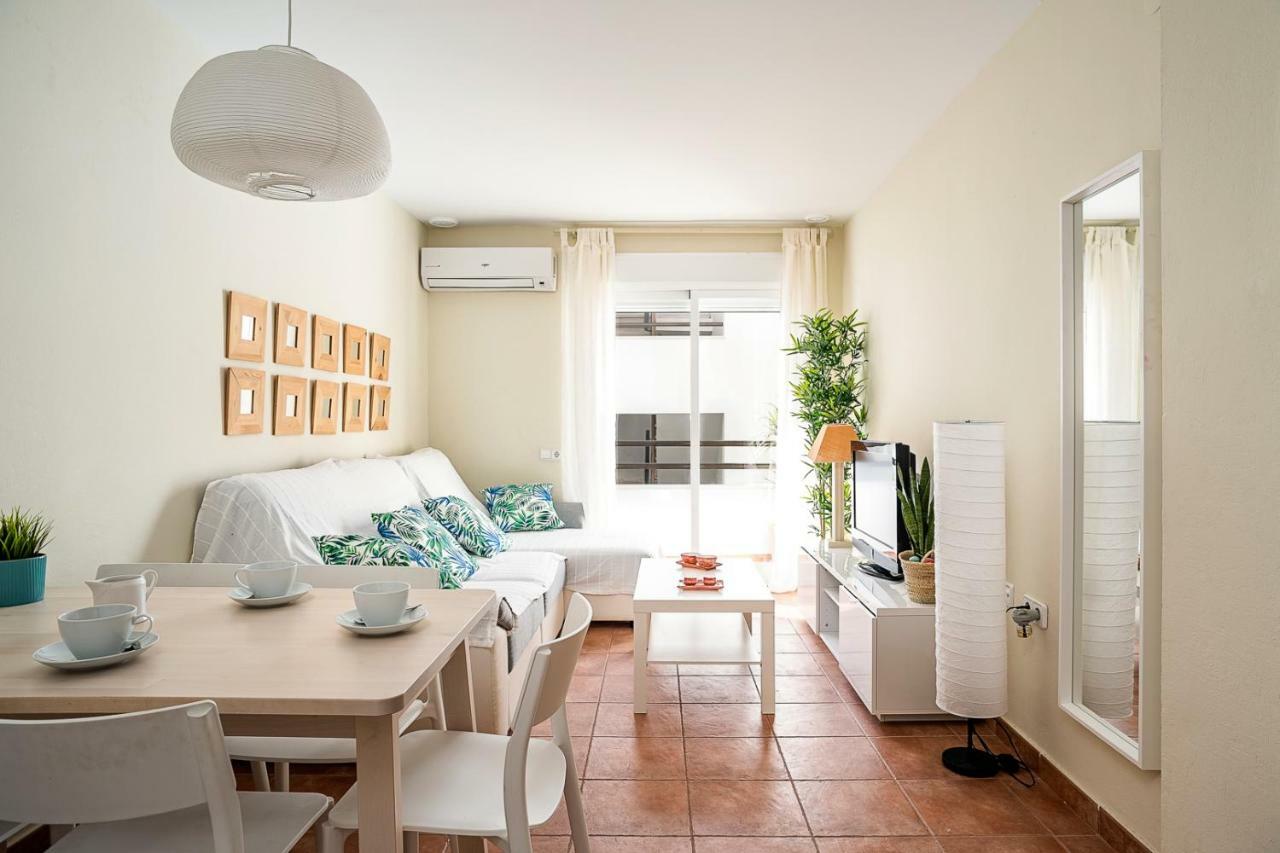 A 100 M De La Playa Apartment *